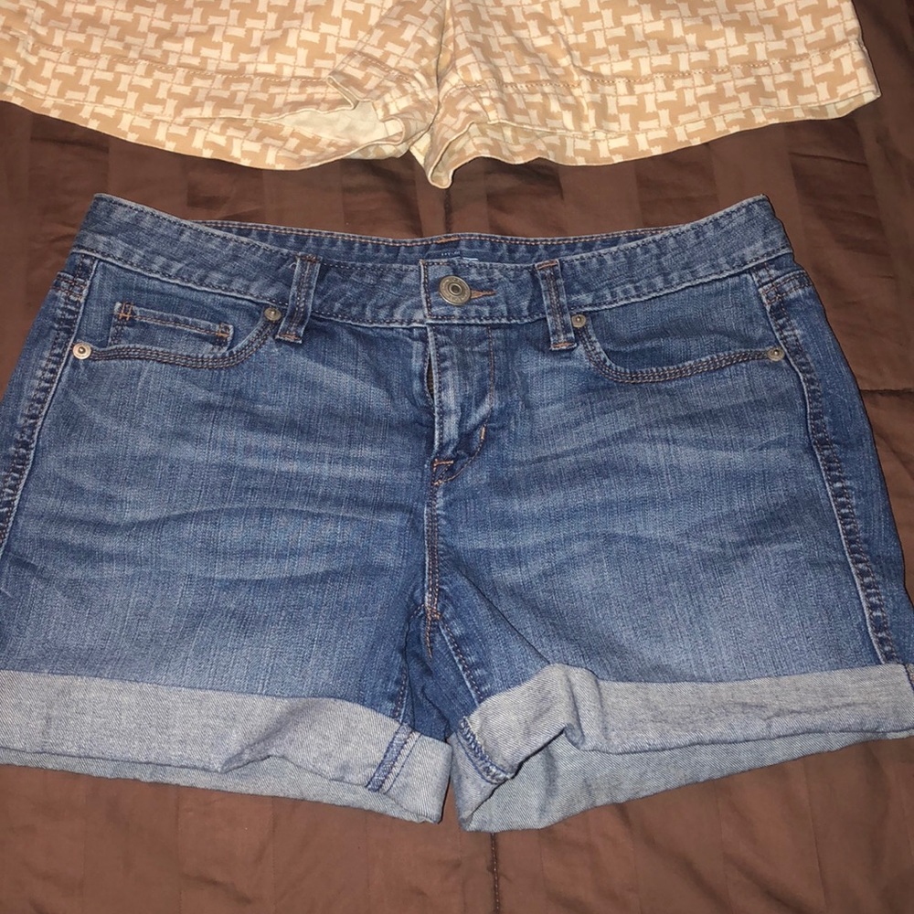 2 pairs of Loft shorts, size 4
